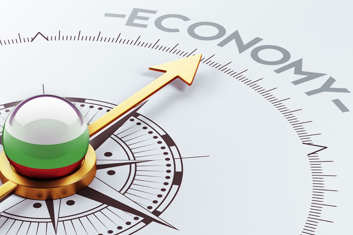 Always closely monitor economic trends to make the best investment decisions